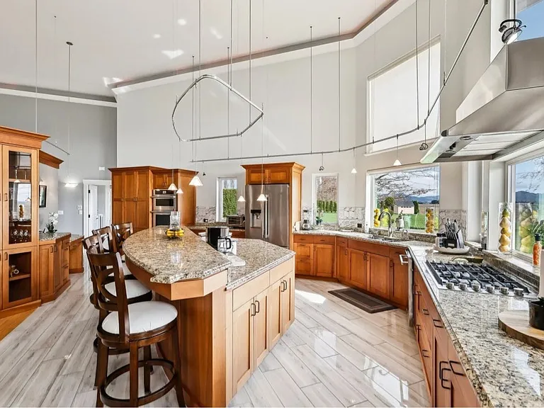 15541 Bradshaw Rd — Photo 5