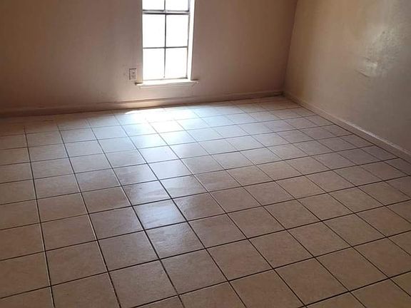 5th image of 8029 Trapier Ave