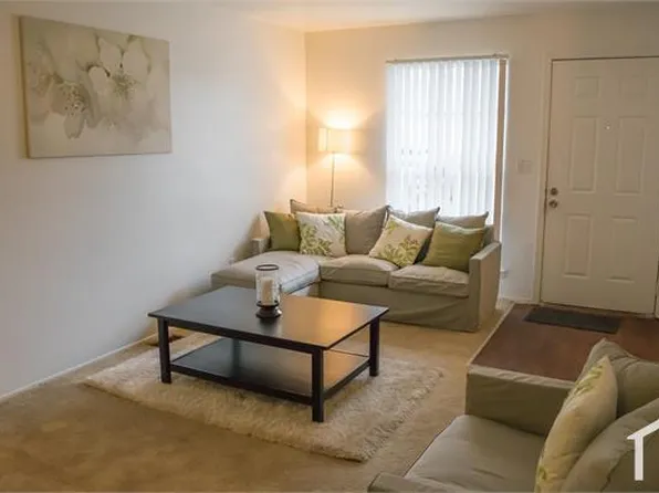 403 Villa Dr, Ypsilanti, MI