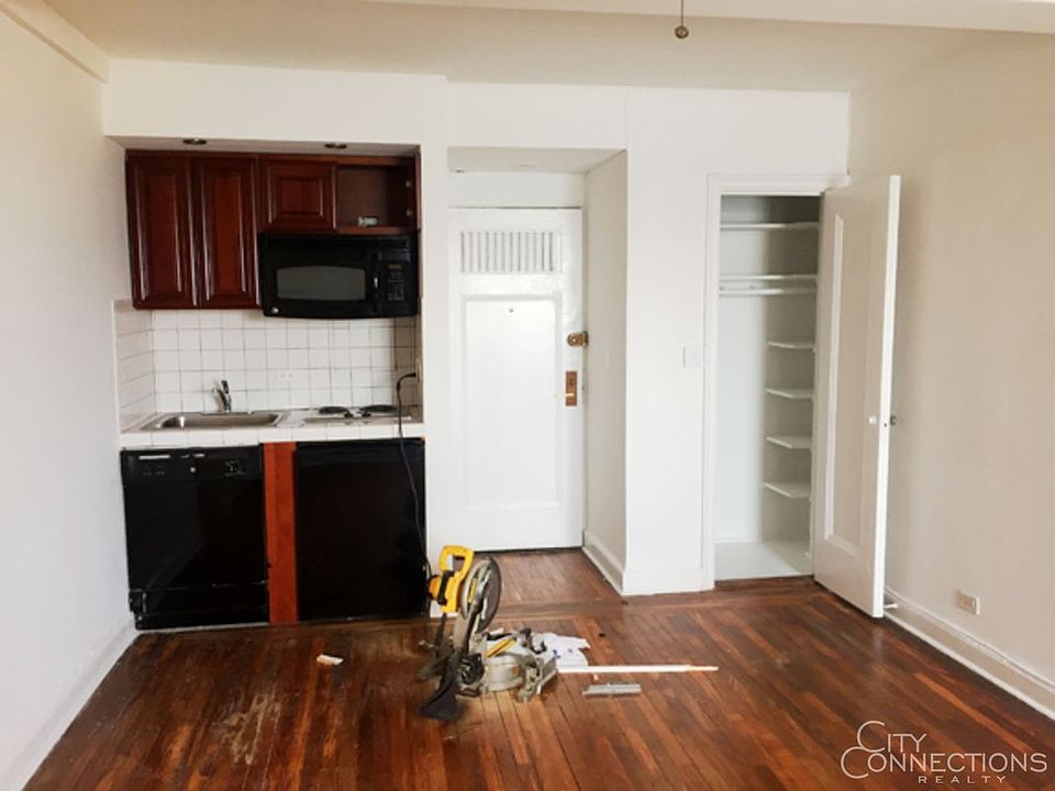1st image of 5 Tudor City Pl APT 1328