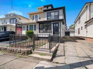 1054 E 37th St, Brooklyn, NY 11210