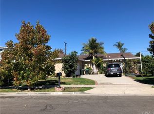 884 Senate St, Costa Mesa, CA 92627