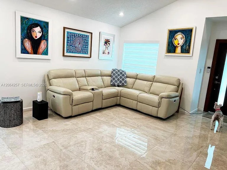 955 NW 106th Avenue Cir — Photo 8