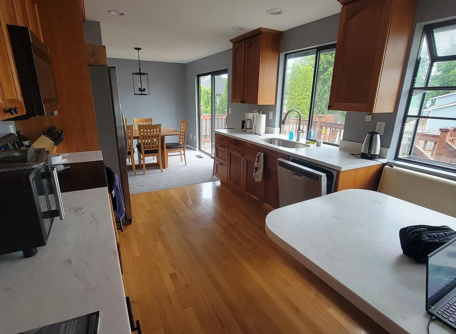 4 bed, 2030 sqft, $999 — Photo 3