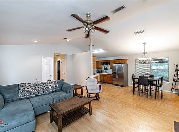 3rd image of 13745 Teal Dr