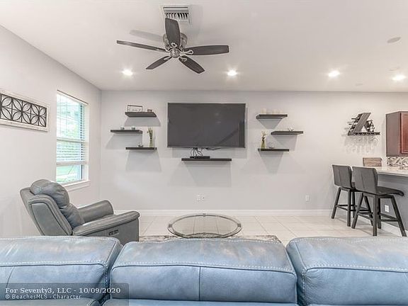 5th image of 4102 Long Leaf Ln #4102