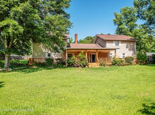 699 Lakeview Hts, Jacksons Gap, AL 36861
