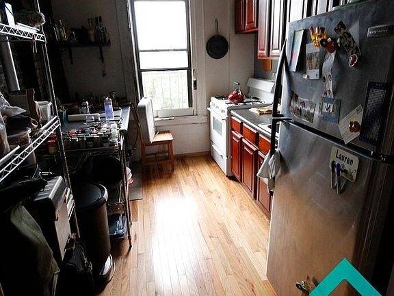 3rd image of 763 Park Ave #1L