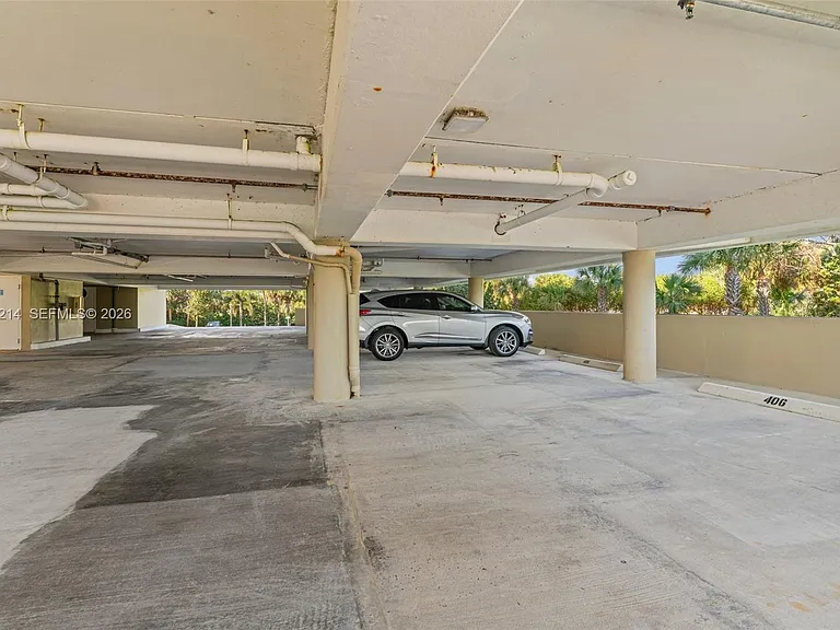 669 NE Plantation Rd #406 — Photo 26
