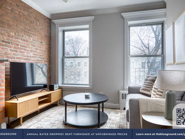 566 Hudson Street image 3 of 19