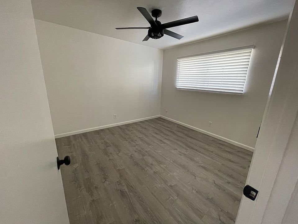 1st image of 4738 33rd St APT 4