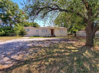 1011 N Rangeline St, Tecumseh, OK 74873