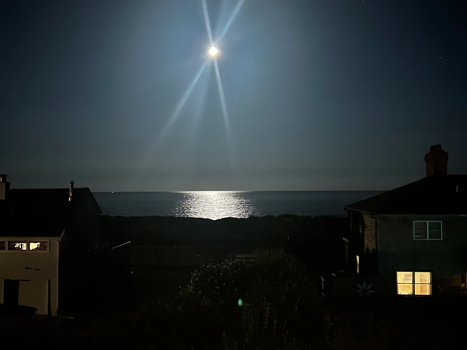9 Coolidge Road (Hither Hills) Montauk — Photo 2