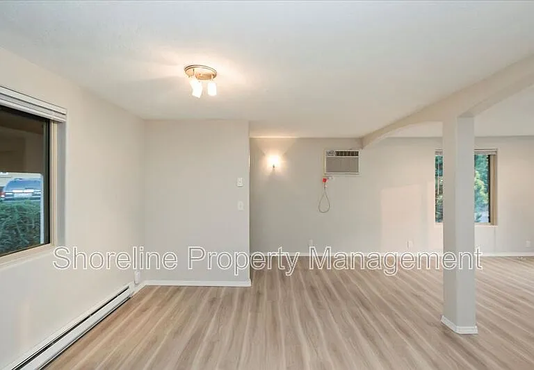 2085 W Brittany Ln #101 — Photo 13