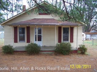 2991 S Halifax Rd, Rocky Mount, NC 27803