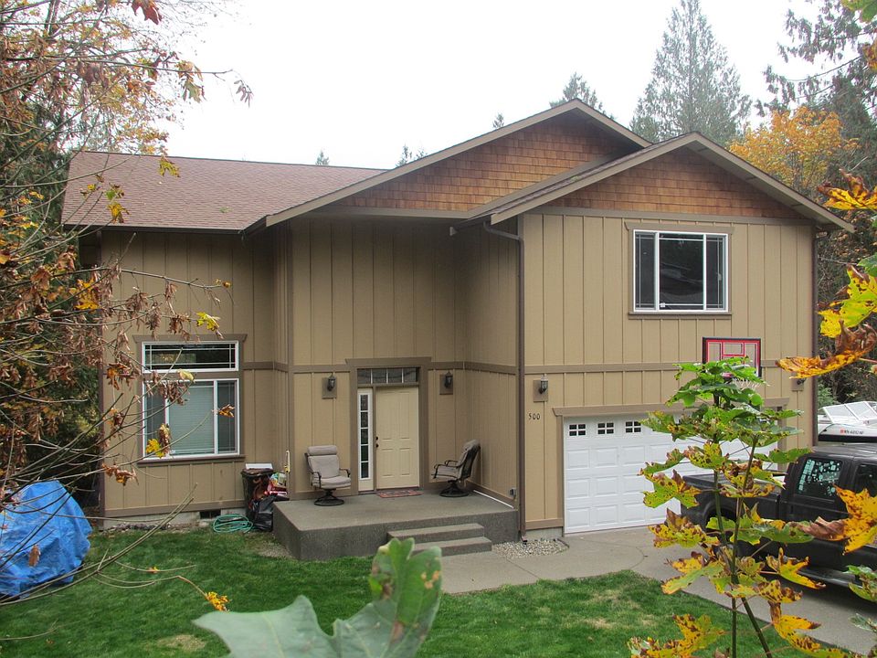 1st image of 530 E Dartmoor Dr