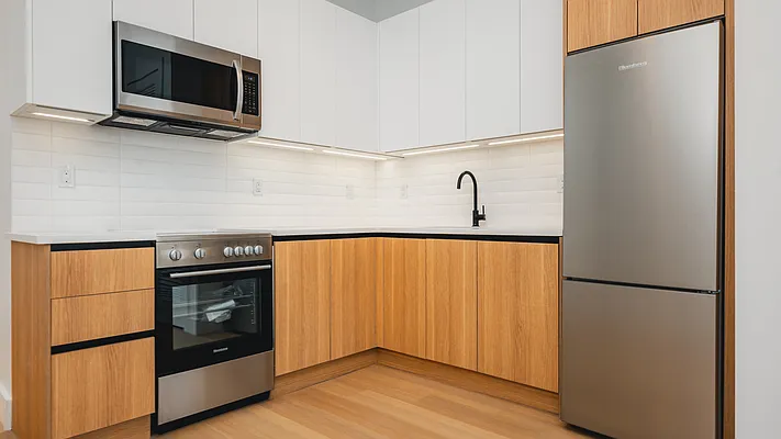 Rented by Nooklyn NYC LLC | media 2