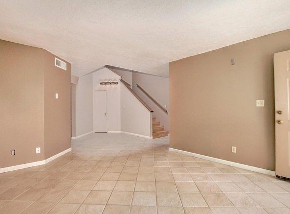 5th image of 8862 N 47th Ln