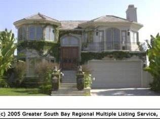 910 2nd St, Manhattan Beach, CA 90266
