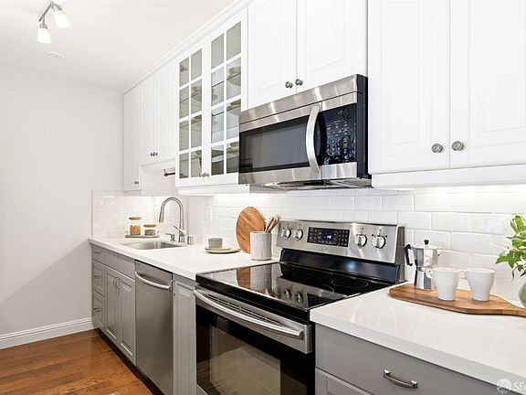 3rd image of 1820 Vallejo St APT 202