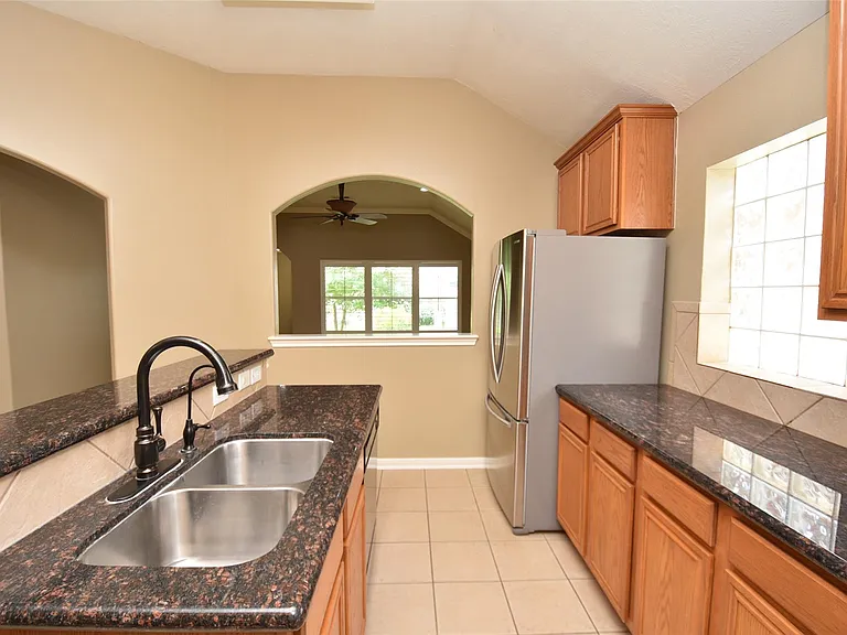 15975 Cottage Ivy Cir — Photo 14