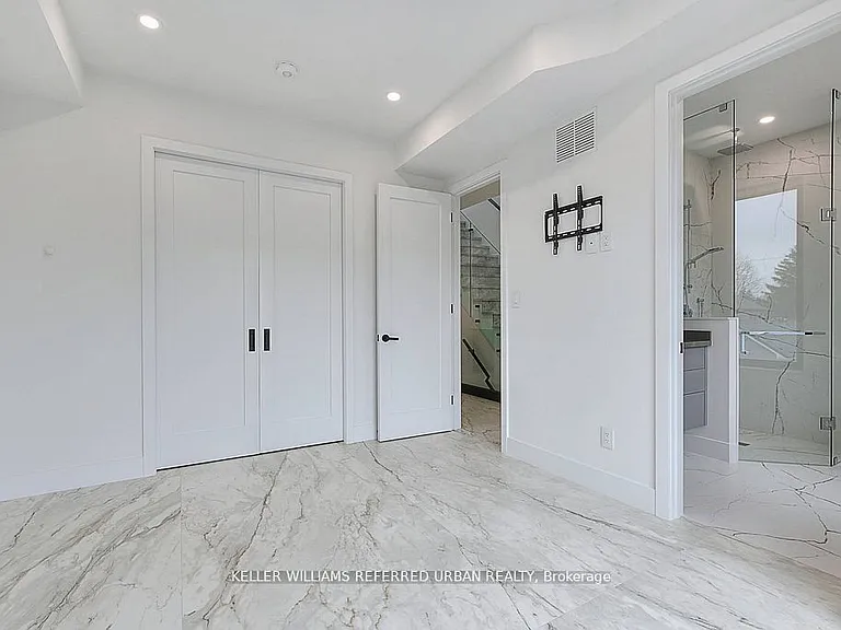 613 Harvie Ave — Photo 18