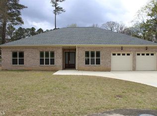 752 Scarlet Dr NE, Kennesaw, GA 30144