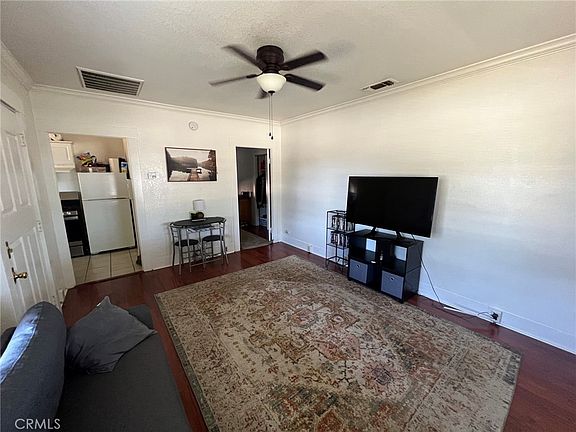 4th image of 245 17th St