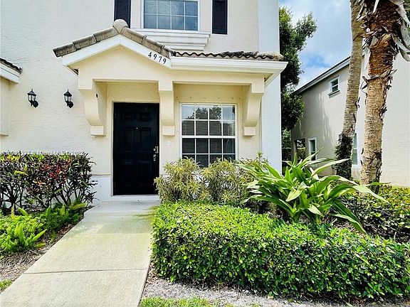 2nd image of 4979 Palmbrooke Cir #4979
