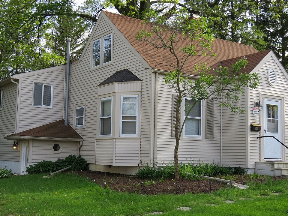 1st image of 124 South Dr