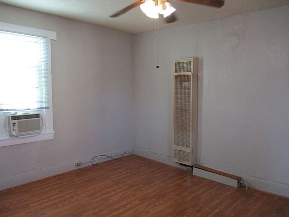 3rd image of 1320 S Esplanade St