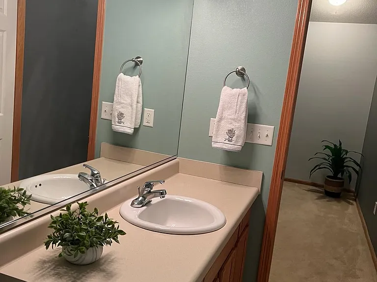 1223 SE Village View Ln — Photo 23
