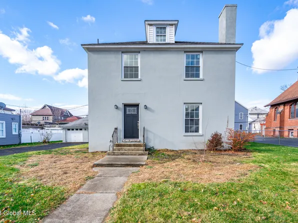 515 5th Avenue, Watervliet, NY 12189