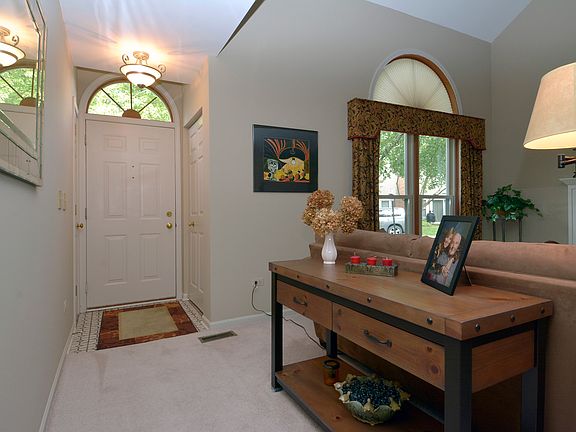 2nd image of 2547 E Hunter Dr #2547