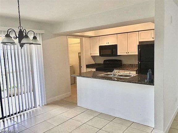 3rd image of 847 SE 8th Ter