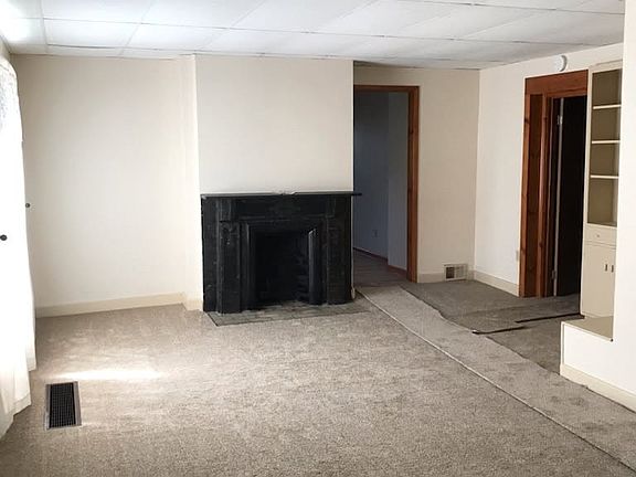 4th image of 36 Grant St