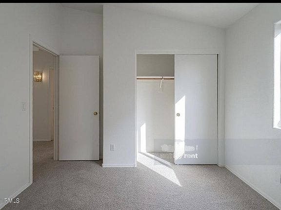 4th image of 2214 W Saint Catherine Ave