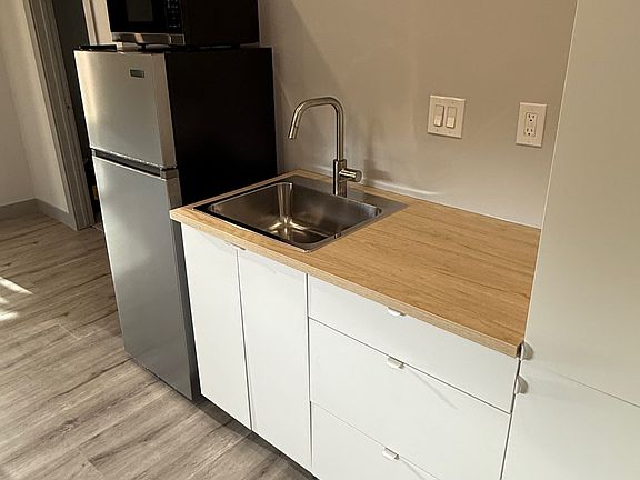 5th image of 3420 Midas Ave Studio 2