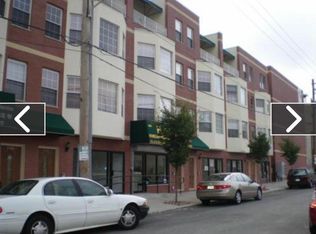 1118 Buttonwood St #C, Philadelphia, PA 19123
