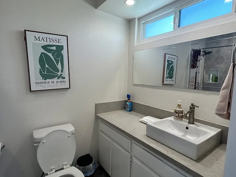 4919 Laurel Canyon Blvd #5 — Photo 7