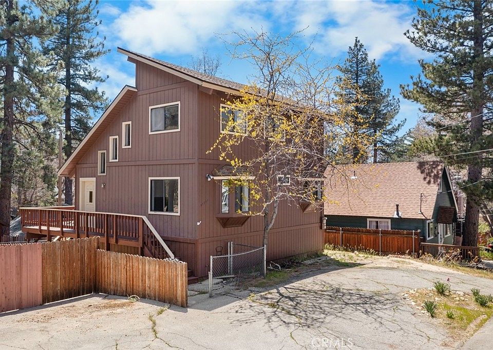 1st image of 32947 Squirrel Ln