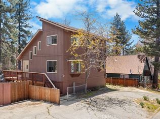 32947 Squirrel Ln, Arrowbear Lake, CA 92382