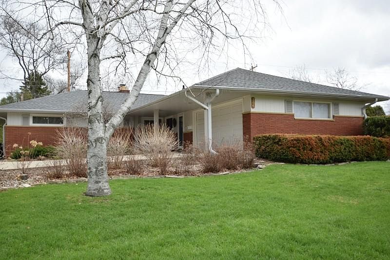 1st image of 306 Madero Dr