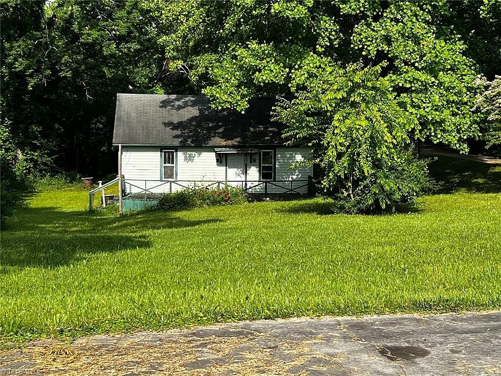 885 Sparta Rd, North Wilkesboro, NC 28659 | Zillow