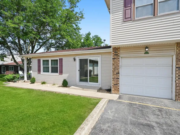 19536 S 115th Ave Unit A, Mokena, IL 60448