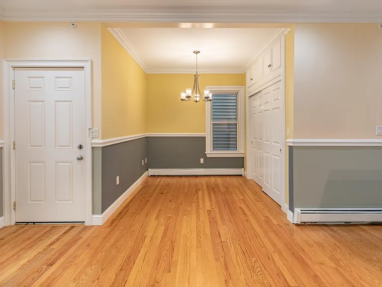 96 Webster St #2 — Photo 2
