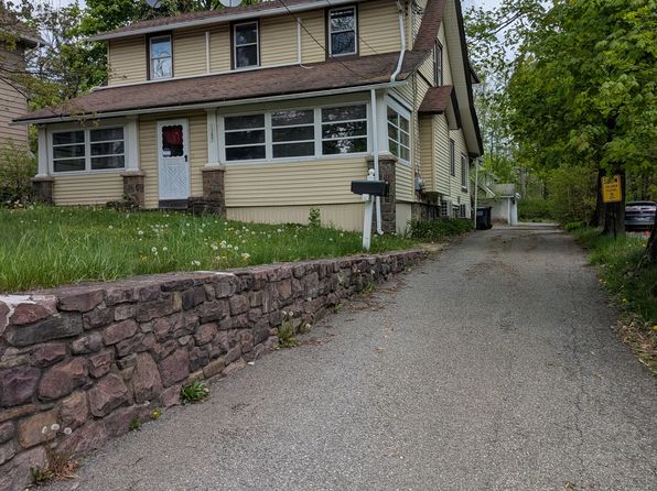 1387 Pocono Blvd #201