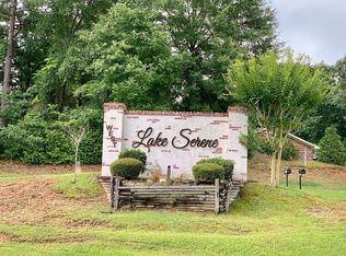 141 Dogwood Ln, Hattiesburg, MS 39402