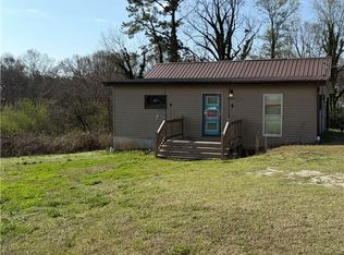 707 S Spring St, Walhalla, SC 29691