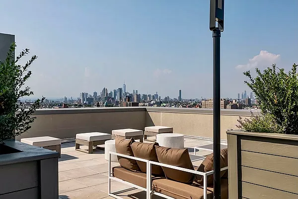 Rented by Zjama Realty Corp | media 13